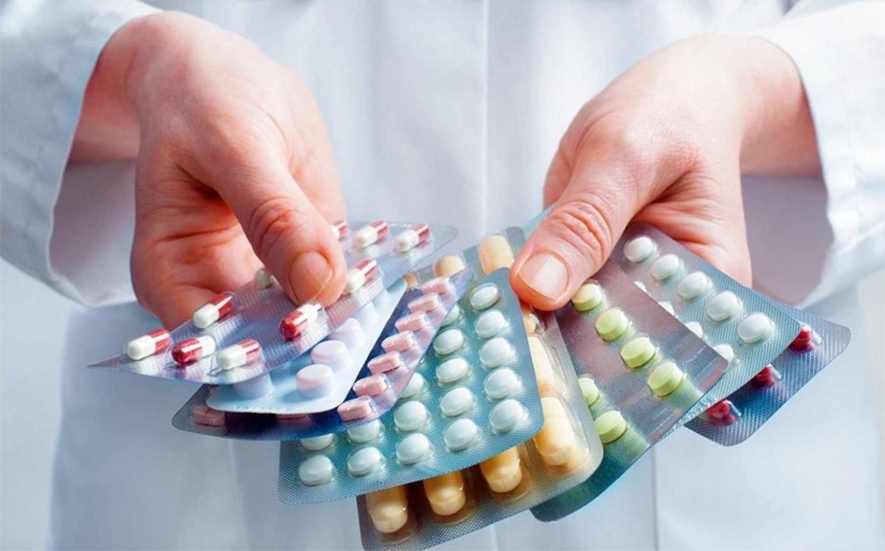 Монголд худалдаалагдаж байгаа эмийн 71 хувь нь бүртгэгдээгүй
